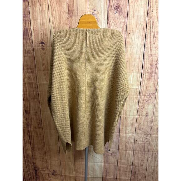 Free People FP Intimately Oversized Knit V Neck Sweater Tan Size XS/S New - Picture 5 of 5